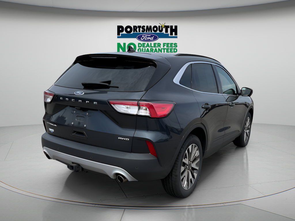 2022 Ford Escape Titanium