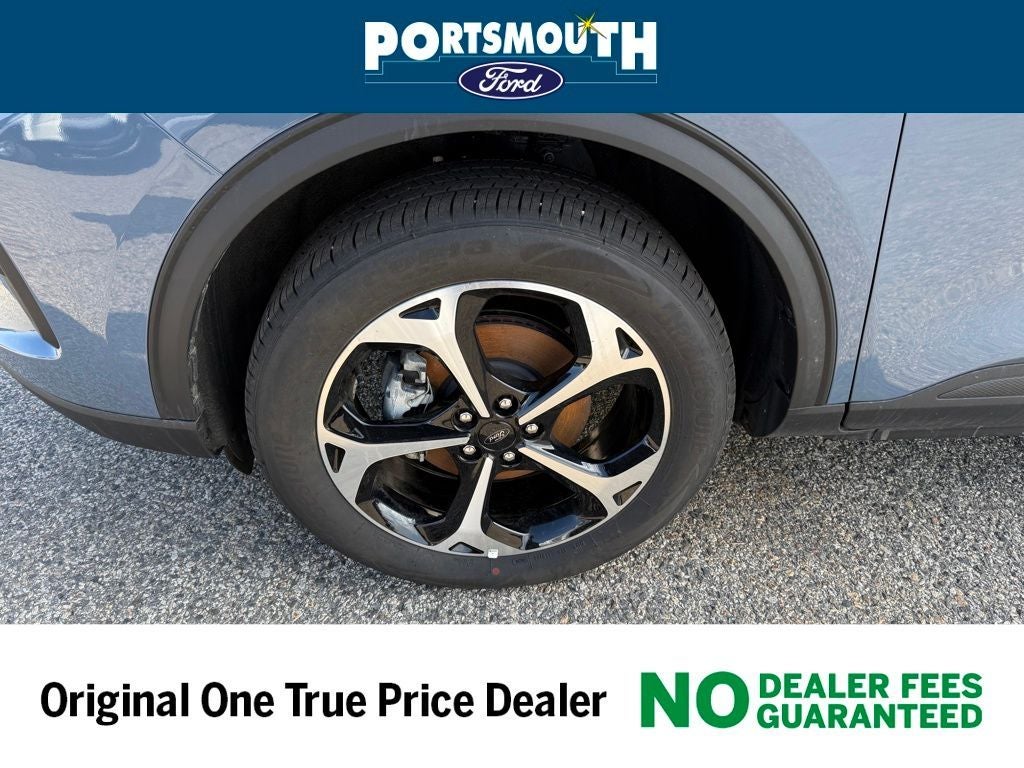 2025 Ford Escape ST-Line Select