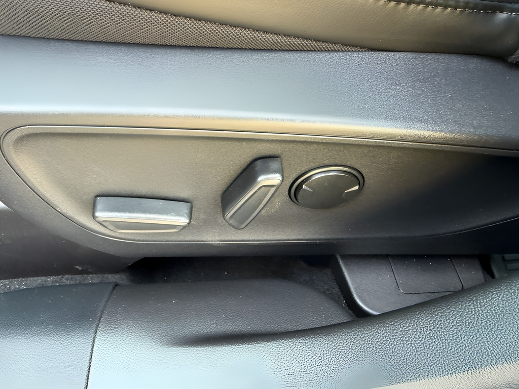 2025 Ford Escape ST-Line Elite