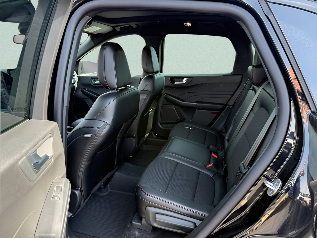 2025 Ford Escape ST-Line Elite