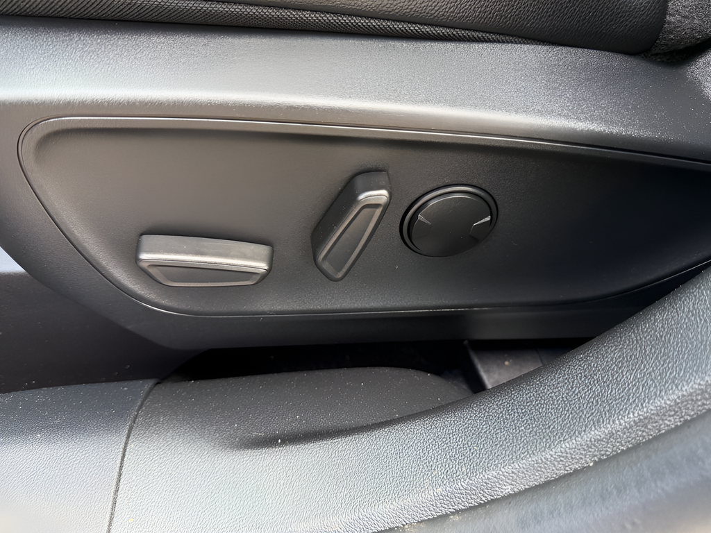 2025 Ford Escape ST-Line Elite