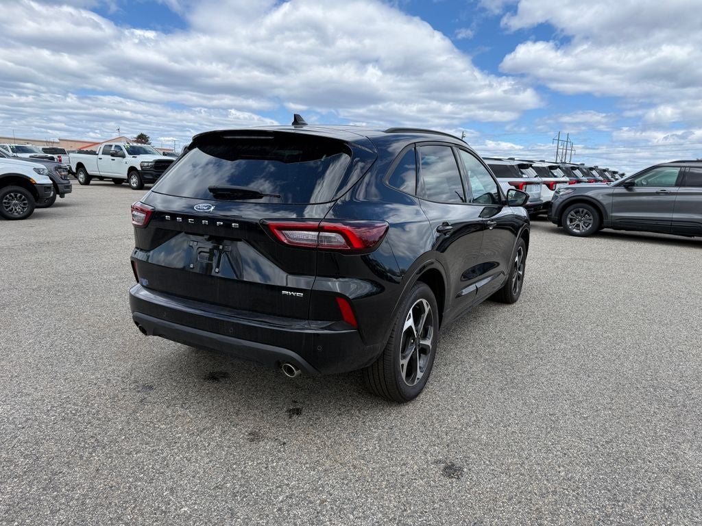 2025 Ford Escape ST-Line Elite