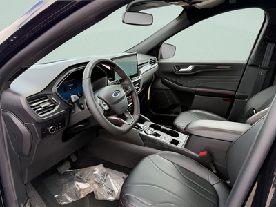 2025 Ford Escape ST-Line Elite