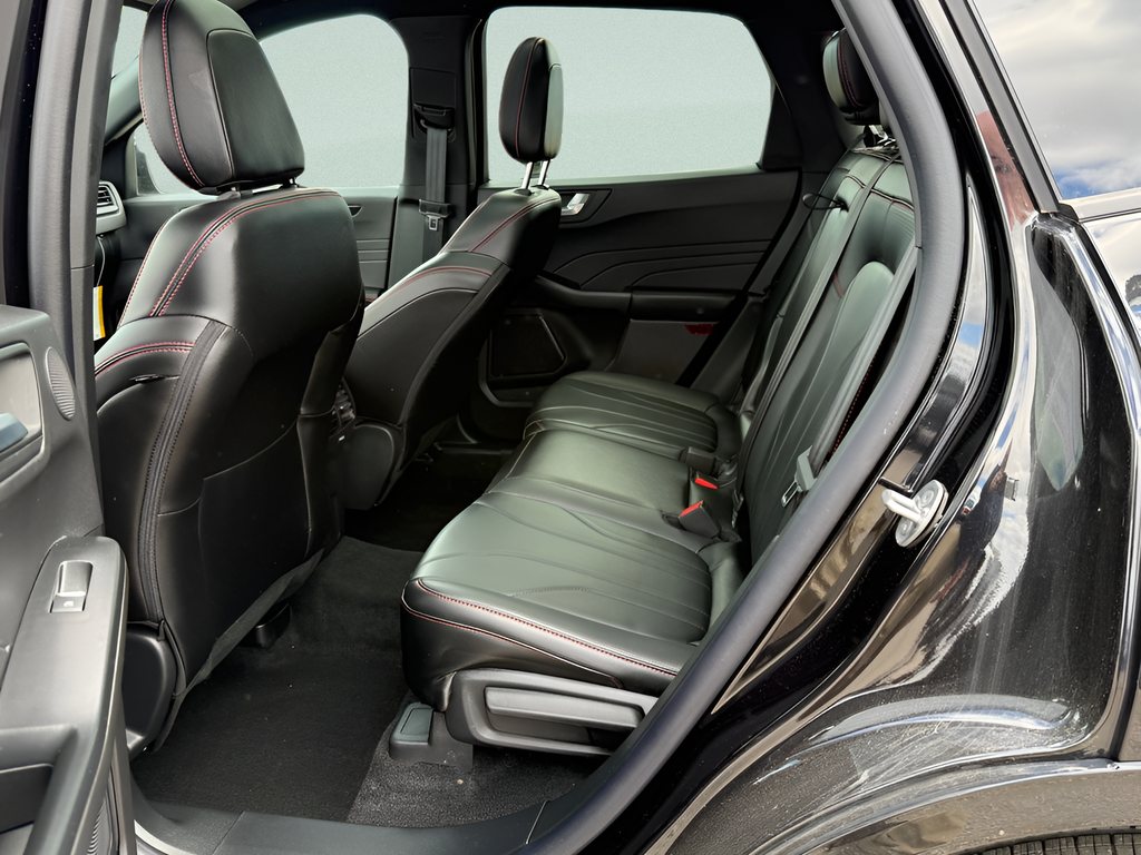 2025 Ford Escape ST-Line Elite