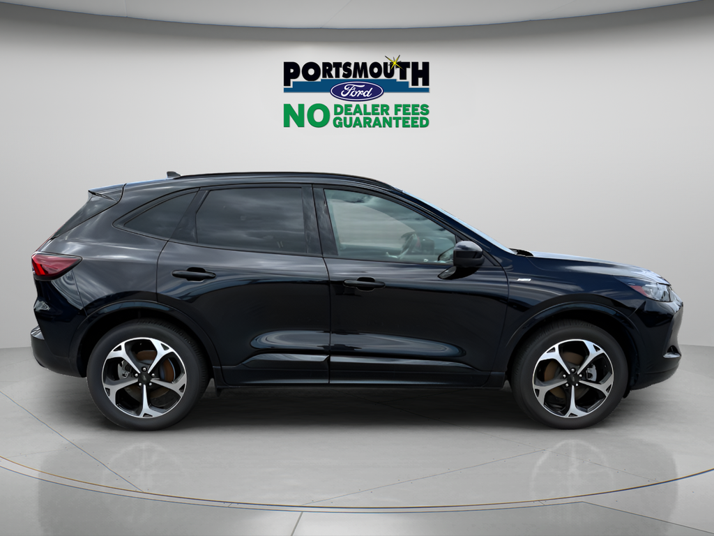 2025 Ford Escape ST-Line Elite