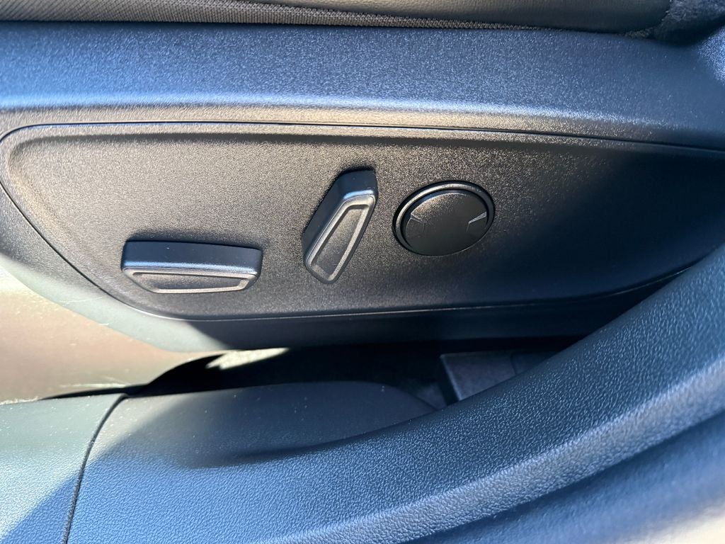 2025 Ford Escape ST-Line Elite