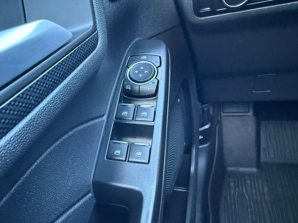 2025 Ford Escape ST-Line Elite