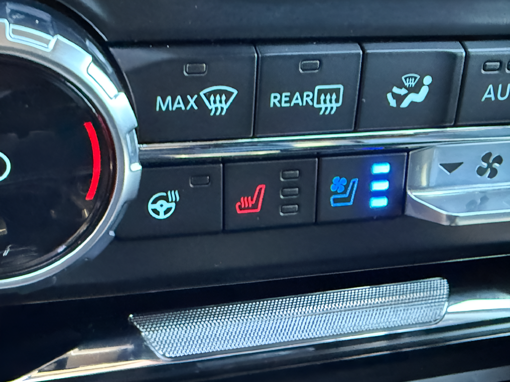 2023 Ford F-350SD Lariat