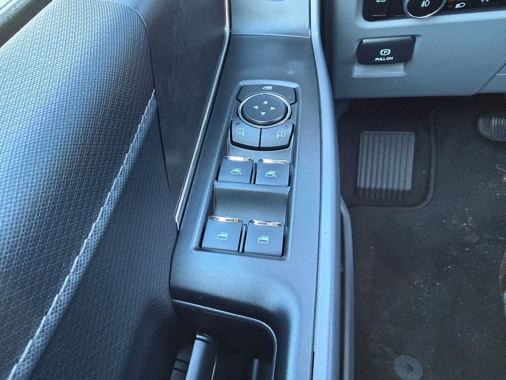 2025 Ford F-150 XLT Crew Cab