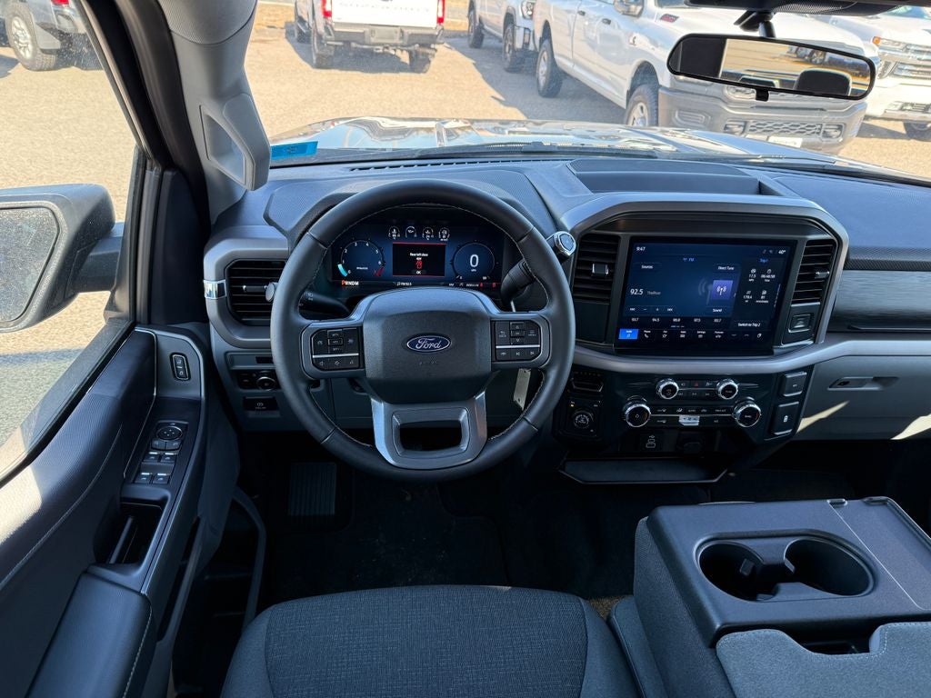 2025 Ford F-150 XLT Crew Cab