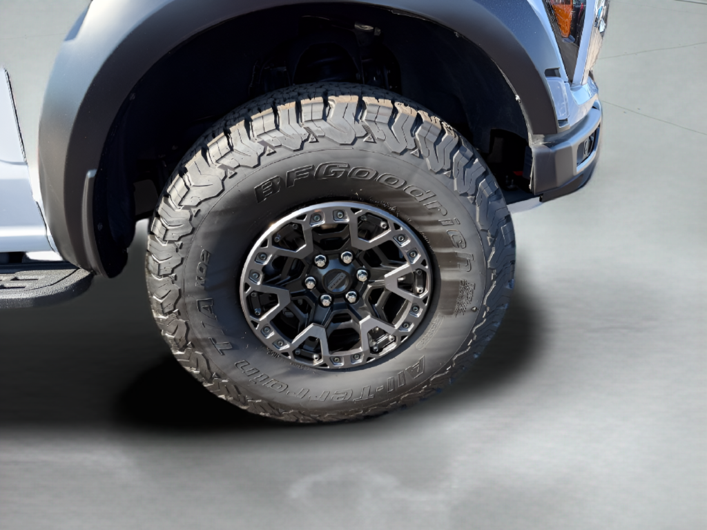 2025 Ford F-150 Raptor R