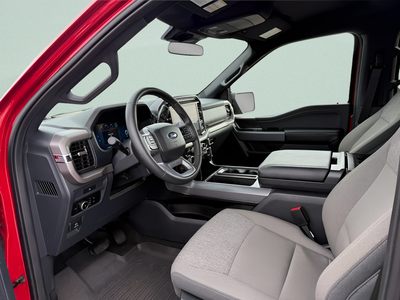 2025 Ford F-150 XLT Crew Cab