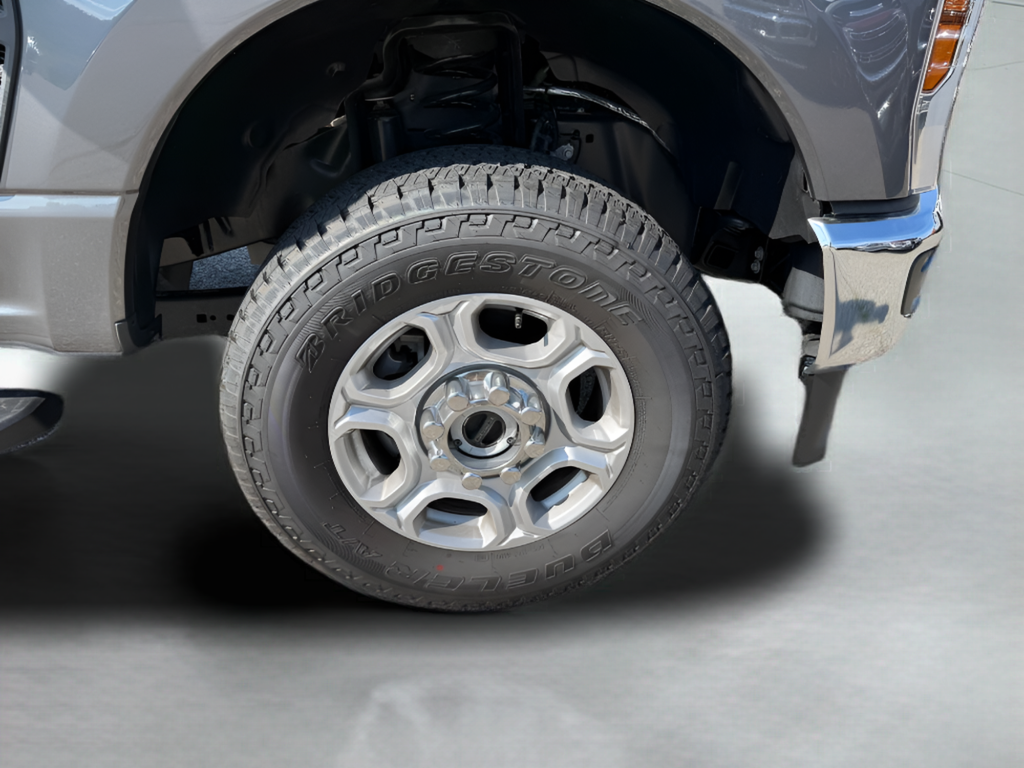 2026 Ford F-350 XLT Regular Cab