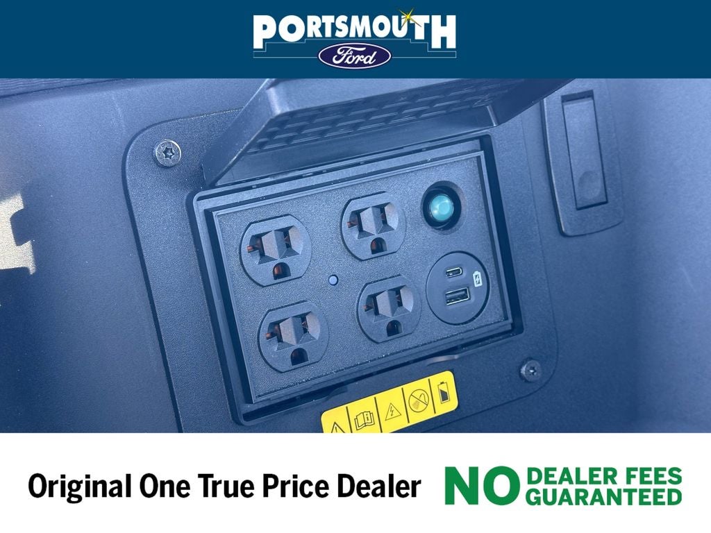 2023 Ford F-150 Lightning Lariat Crew Cab