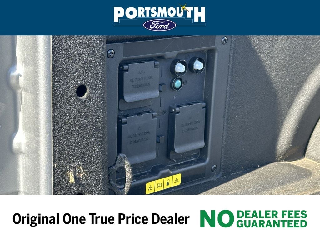 2023 Ford F-150 Lightning Lariat Crew Cab