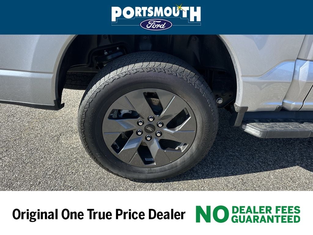 2023 Ford F-150 Lightning Lariat Crew Cab