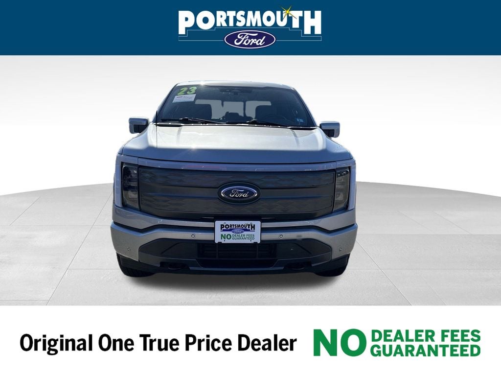 2023 Ford F-150 Lightning Lariat Crew Cab
