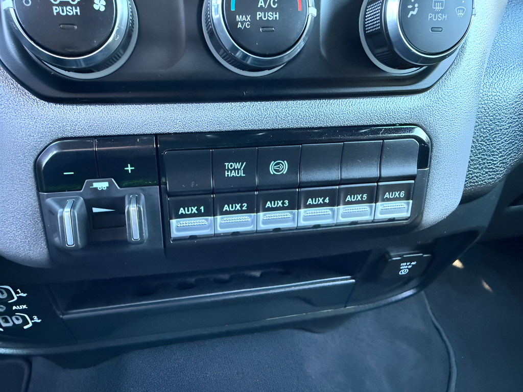 2024 RAM 2500 Tradesman Crew Cab