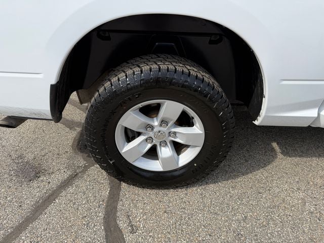 2023 RAM 1500 Classic SLT Crew Cab