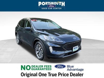 2022 Ford Escape Titanium