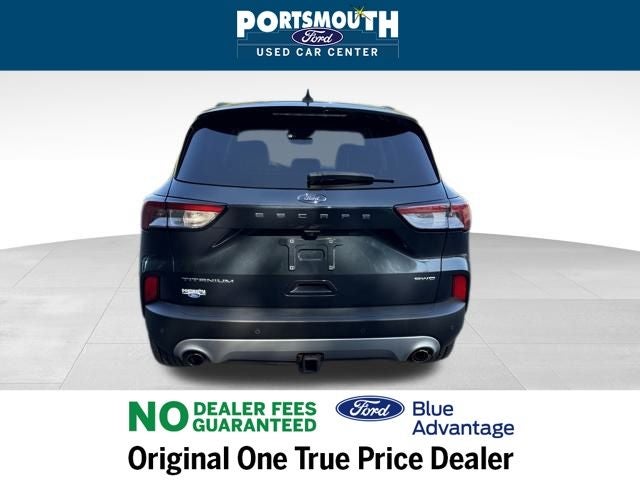 2022 Ford Escape Titanium