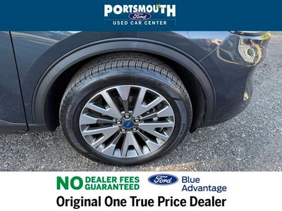 2022 Ford Escape Titanium