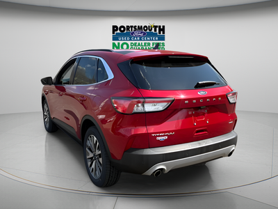 2022 Ford Escape Titanium