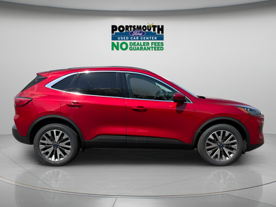 2022 Ford Escape Titanium