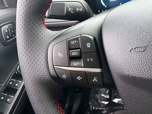 2024 Ford Escape ST-Line Elite