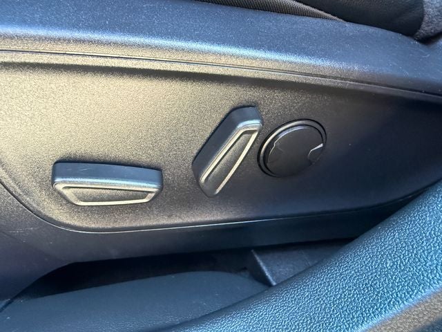 2025 Ford Escape ST-Line Elite