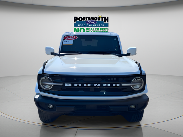 2025 Ford Bronco Outer Banks W/ Hard Top