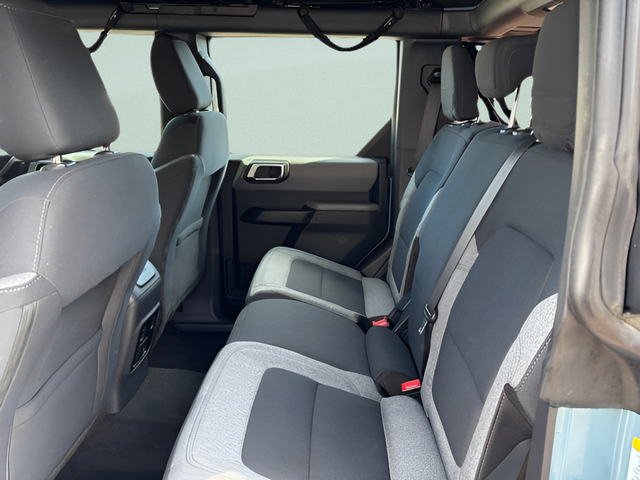 2023 Ford Bronco Base 4 Door