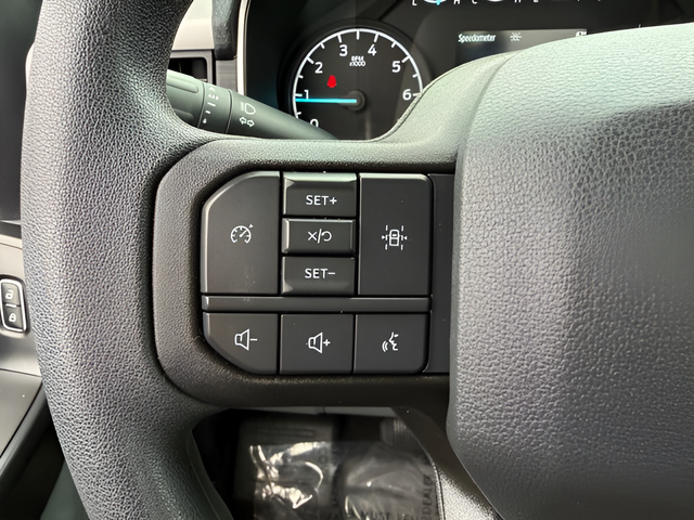 2023 Ford F-150 XL Crew Cab