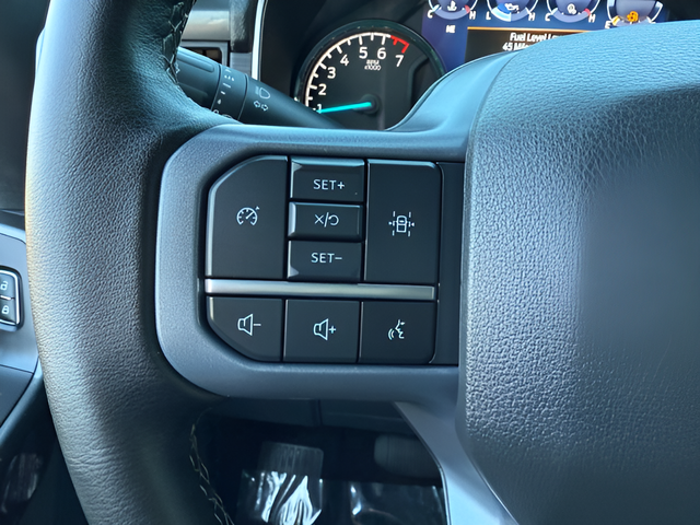 2023 Ford F-150 XLT Crew Cab