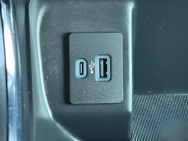 2023 Ford F-150 XLT Crew Cab