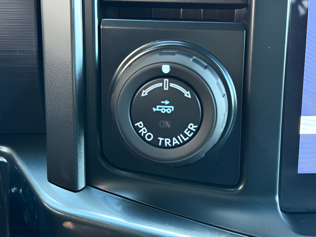 2023 Ford F-150 XLT Crew Cab