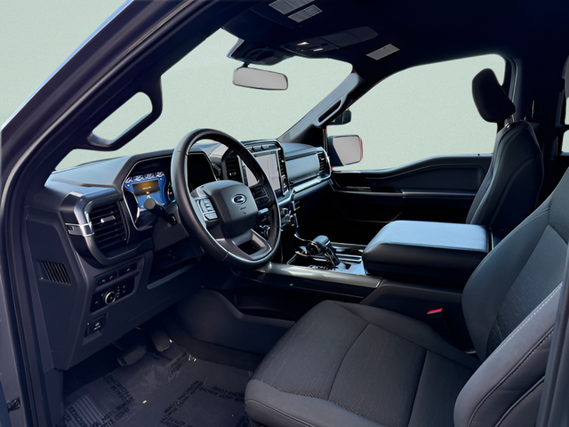 2023 Ford F-150 XLT Crew Cab