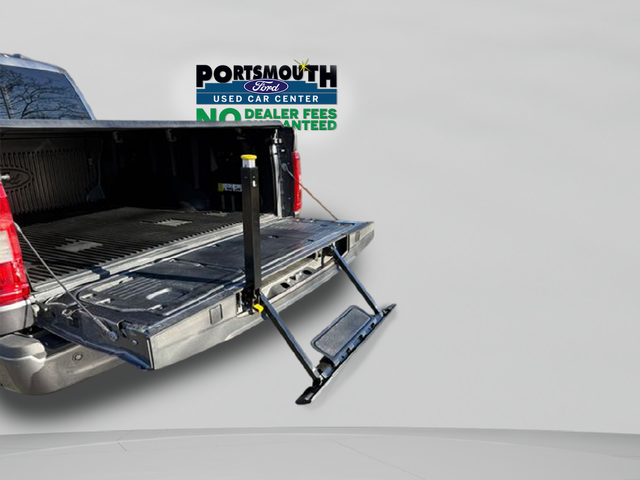 2023 Ford F-150 XLT Crew Cab