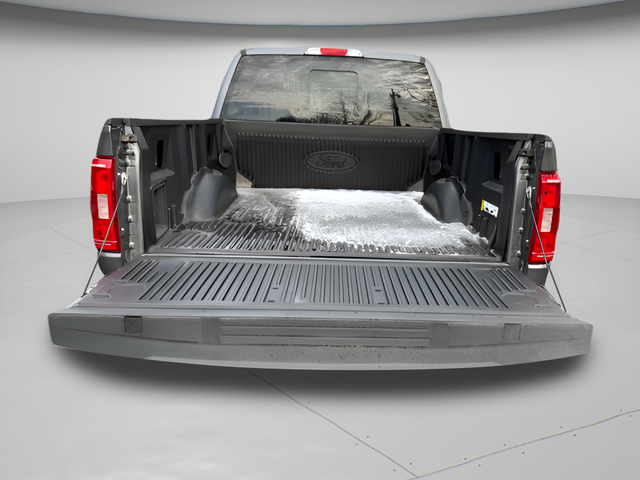 2023 Ford F-150 XLT Crew Cab