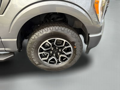2023 Ford F-150 XLT Crew Cab
