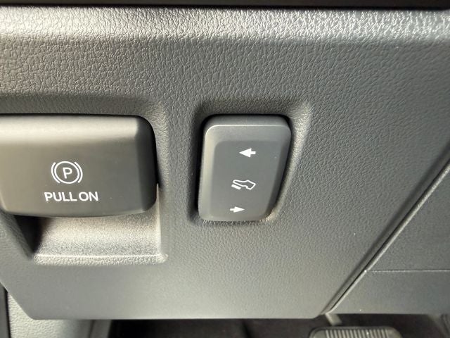 2023 Ford F-150 XLT Crew Cab