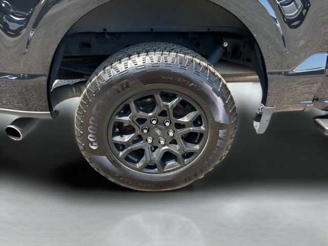 2023 Ford F-150 XLT Crew Cab