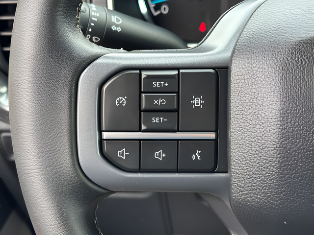 2023 Ford F-150 XLT Crew Cab