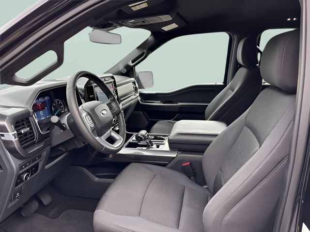 2023 Ford F-150 XLT Crew Cab