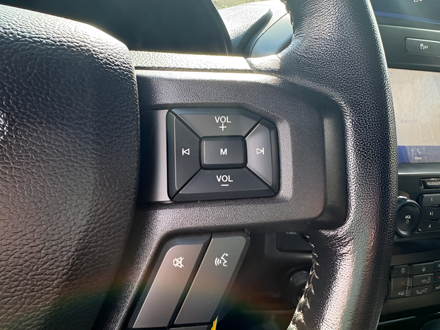 2020 Ford F-150 XLT Crew Cab