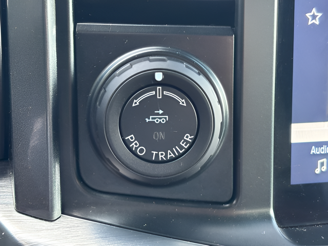 2023 Ford F-150 Lariat Crew Cab