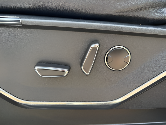 2023 Ford F-150 Lariat Crew Cab