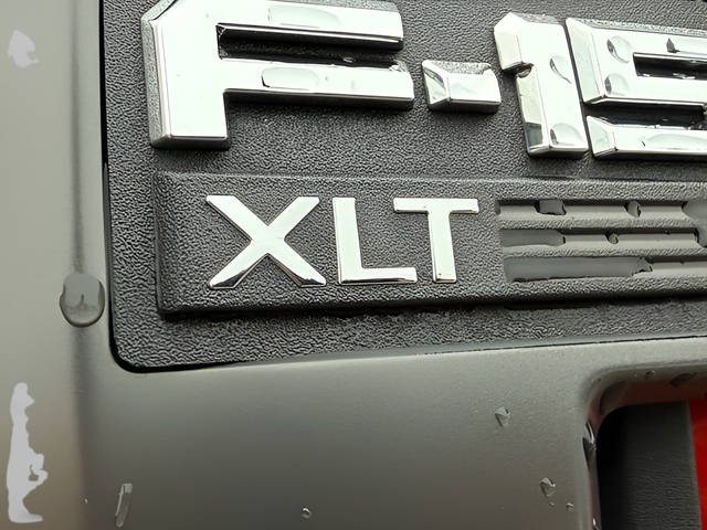 2023 Ford F-150 XLT Crew Cab
