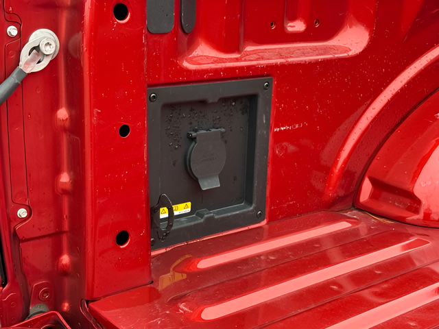 2023 Ford F-150 XLT Crew Cab