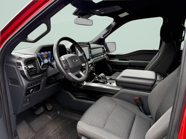 2023 Ford F-150 XLT Crew Cab